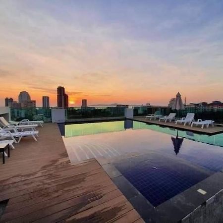 Vn Residence 3 Pattaya Buitenkant foto