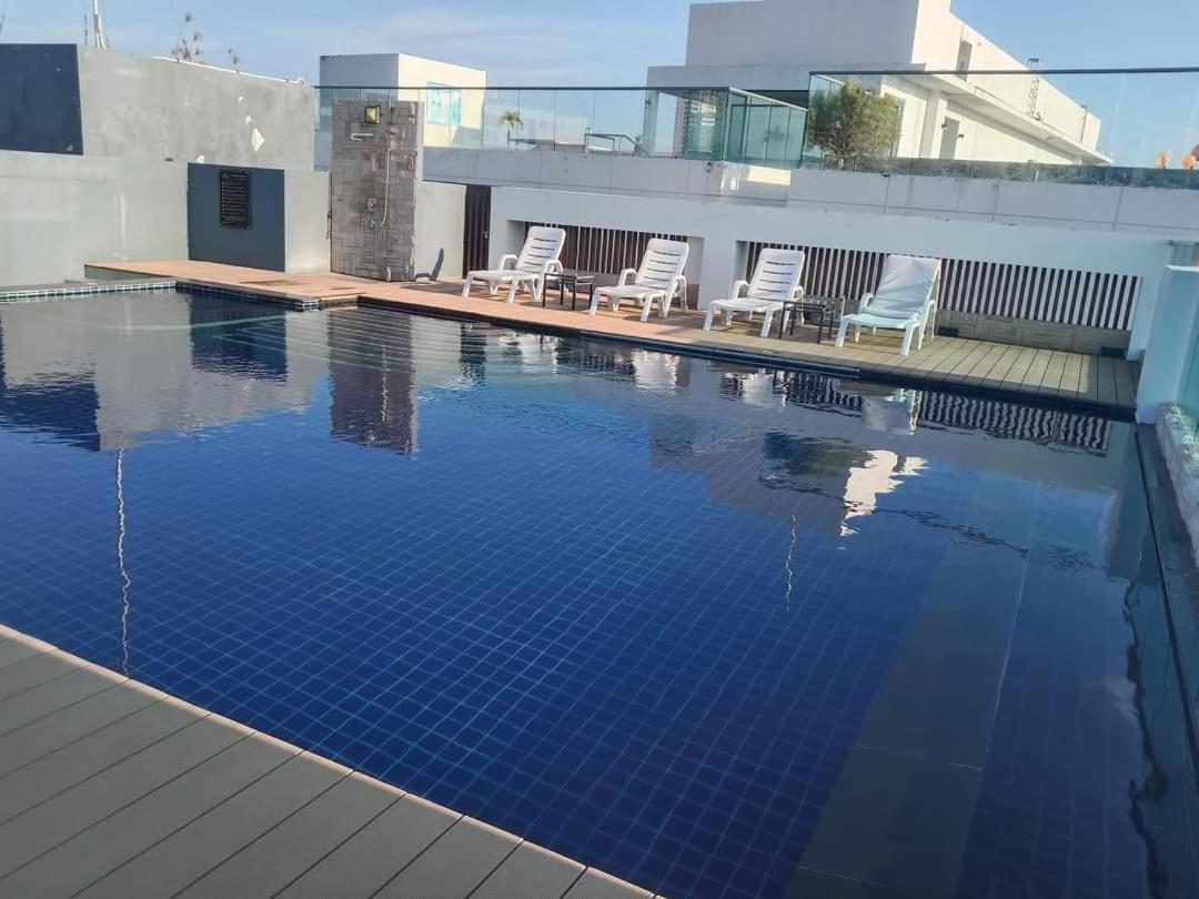 Vn Residence 3 Pattaya Buitenkant foto